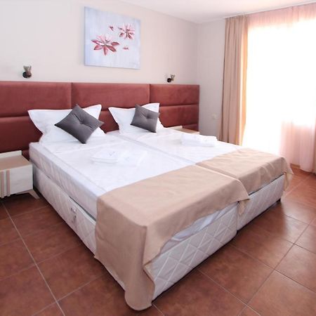 Hotel Perla Beach Sozopol Buitenkant foto